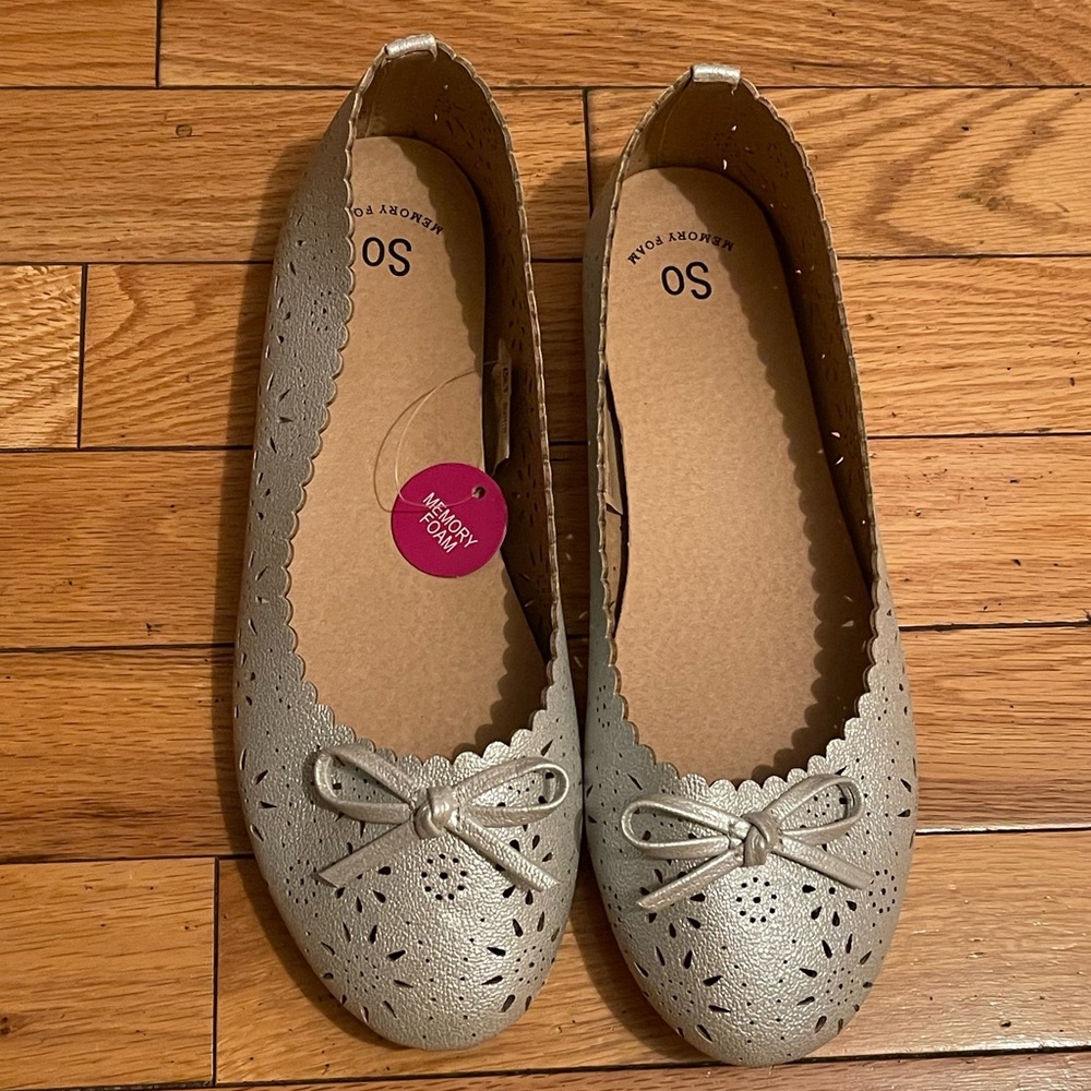 Silver flats - Picture 1 of 3